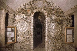 Inside entrance Scott's Grotto-Ware